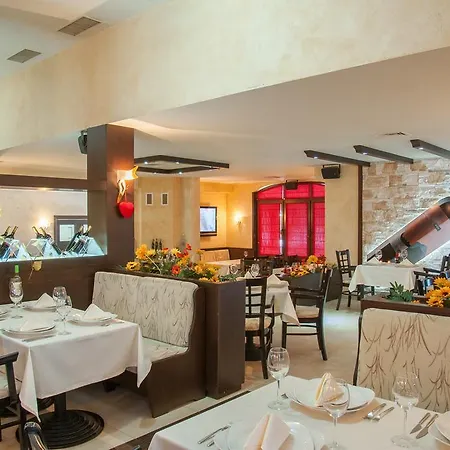 Domaine Peshtera Szálloda 4*